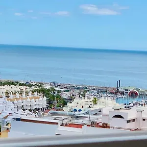https://puerto-marina-beach-to-50m.es-andalucia.com